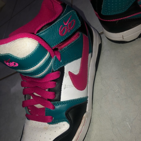 Custom made Nike Air - Picture 2 of 4